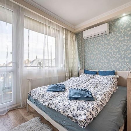 Liszt Ferenc Square Panorama Apt Budapest Exterior foto